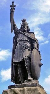 Alfred-de-Grote-standbeeld-in-Winchester
